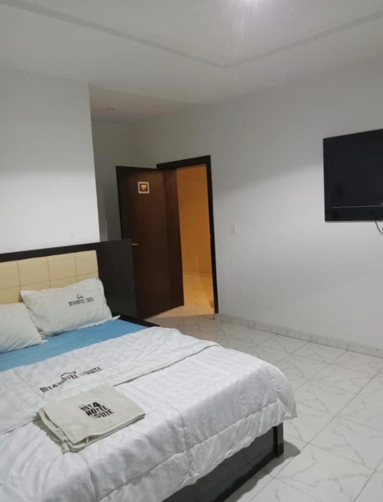 Luxurious Rooms with Fan and AC